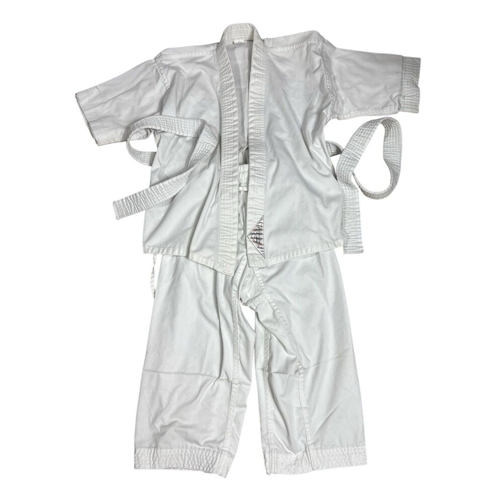 Tiger Claw TC 2000 Student Martial Arts Uniform White Top Pants Belt Size 000